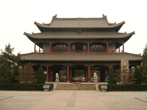 Le Temple de Five Phoenixes ! Une ode à l'histoire et aux légendes chinoises !