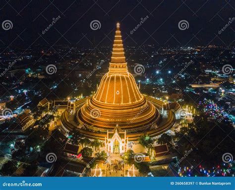 Le Phra Pathom Chedi : Une Pagode Colossale à Découvrir en Thaïlande !