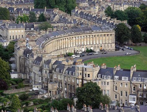  Le Royal Crescent, Un Joyau Architectural à Bath !